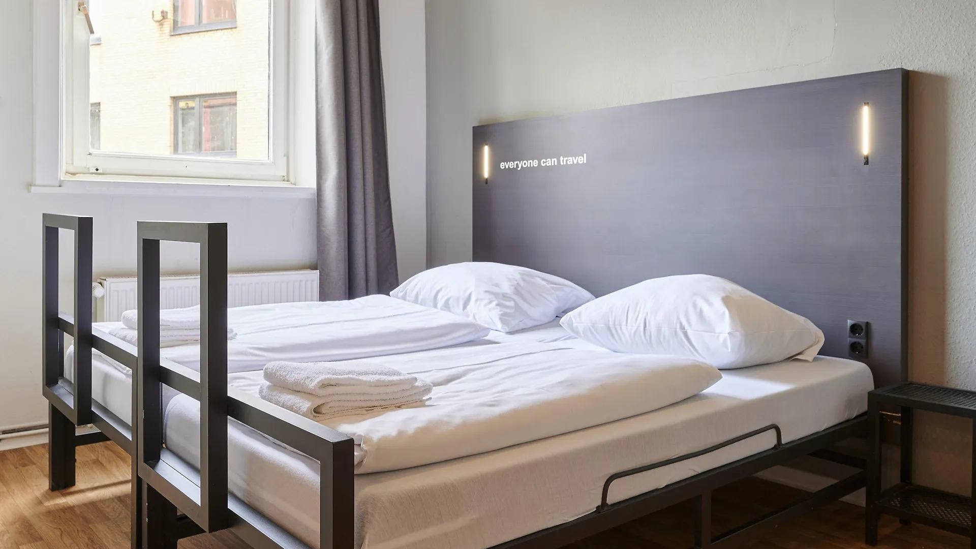 Best Hotels in Hamburg Reeperbahn: A Curated Guide